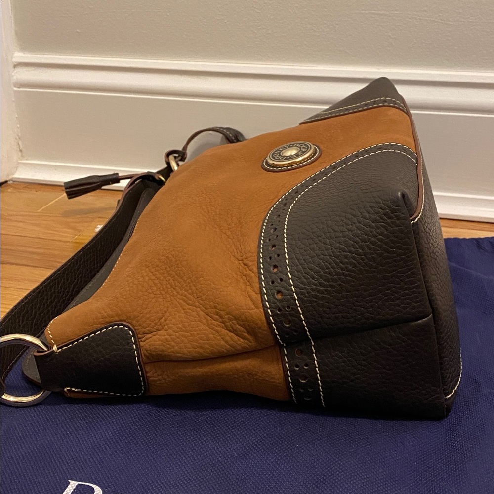 Dooney & Bourke Tan and Black Nubuck Shoulder Bag - Picture 4 of 14